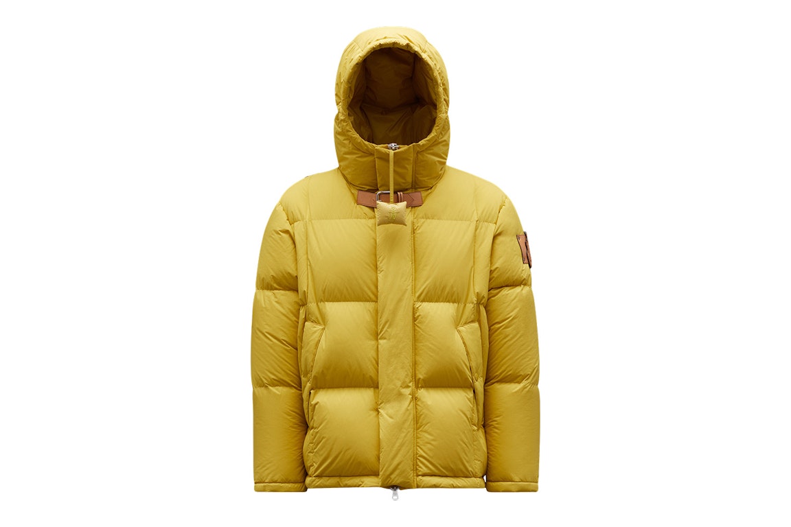 Pre-owned Moncler X Jw Anderson Wintefold Short Down Jacket Yellow