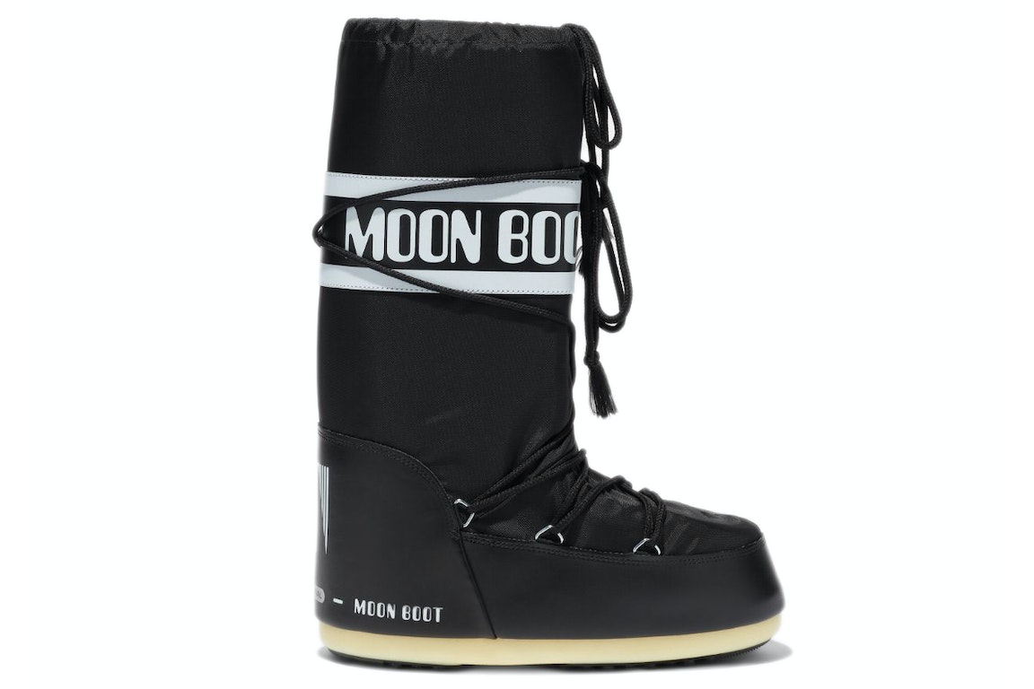 Pre-owned Moon Boot Icon Nylon Boot Black In Black/white