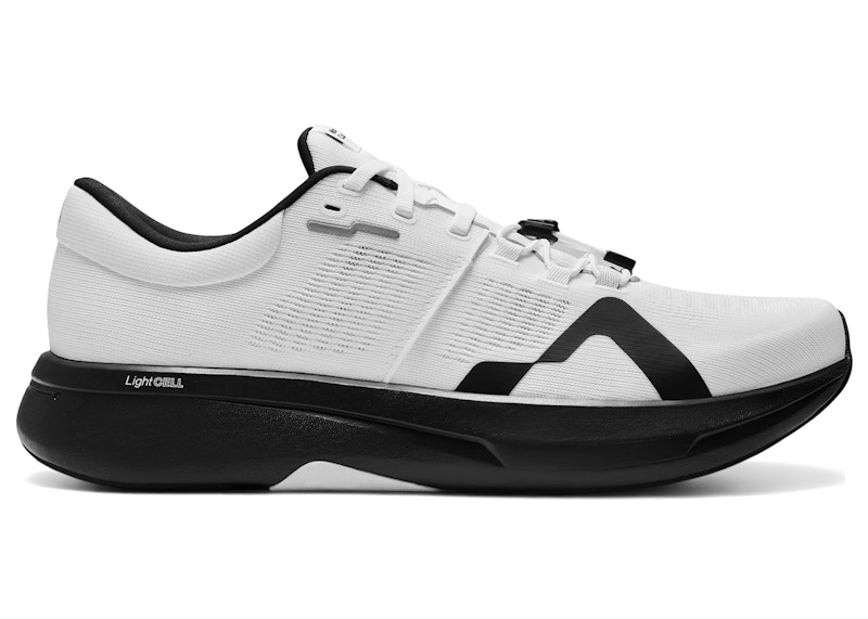 Mount to Coast R1 White Black