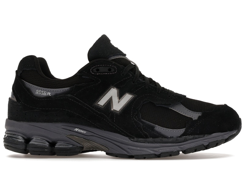 New Balance 2002R Gore-Tex