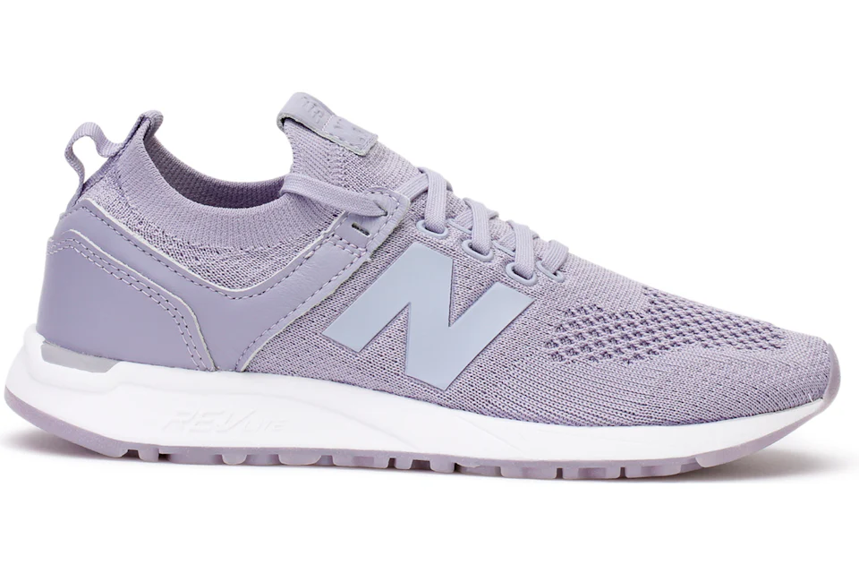 New balance two hot sale four seven womens