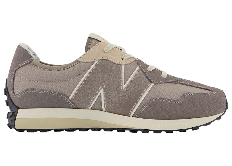 New balance store grey and gold