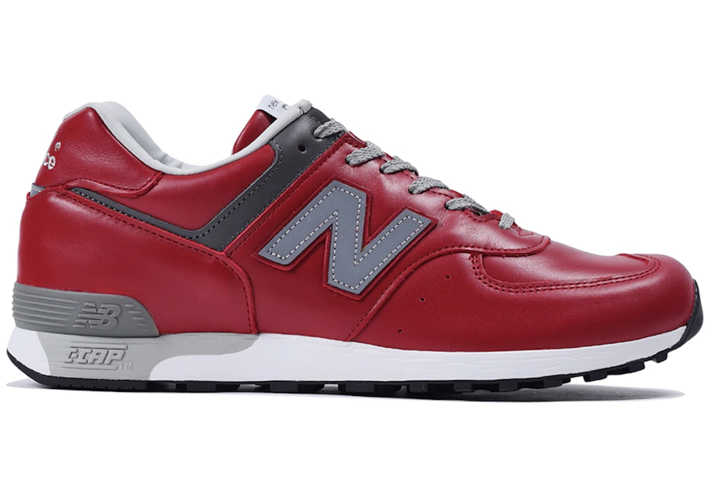 New balance red sales uk