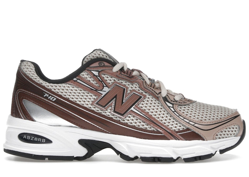 New Balance 740