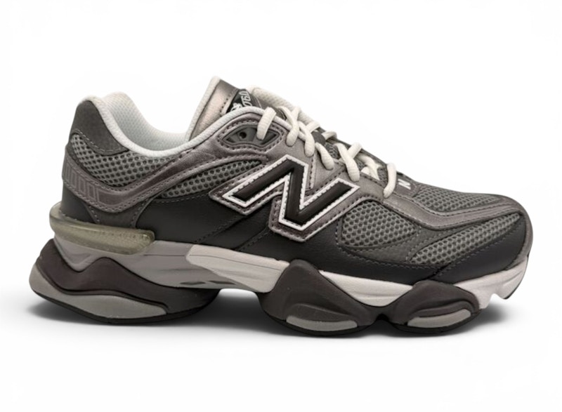 Men's New Balance 9060 Sneakers in Magnet Fade