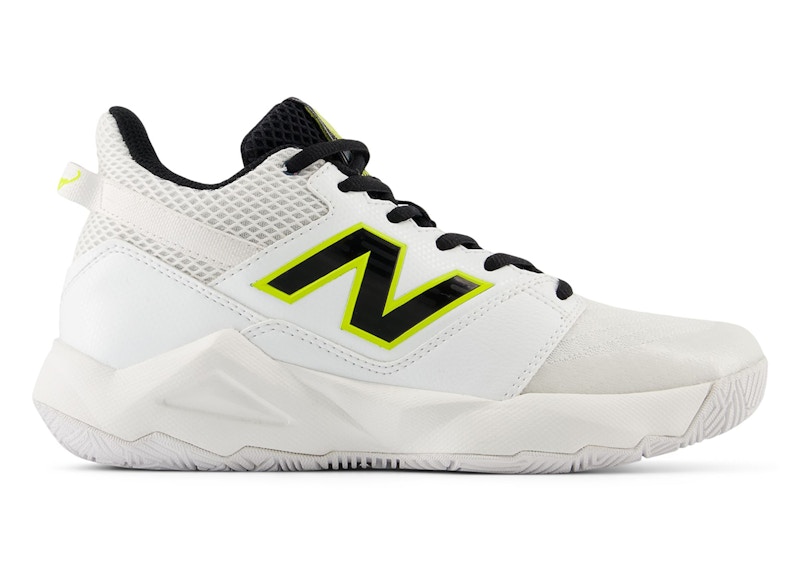Pre-owned New Balance Coco Cg2 Sneakers In White/black