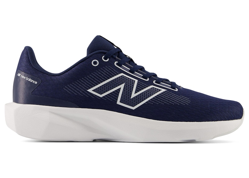 Men's New Balance Fresh Foam 413 V3 Sneakers in Navy Blue