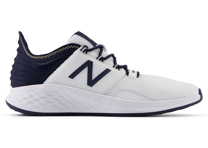 New Balance Men's Fresh Foam ROAV Golf Shoes - White/Blue - MG400WN