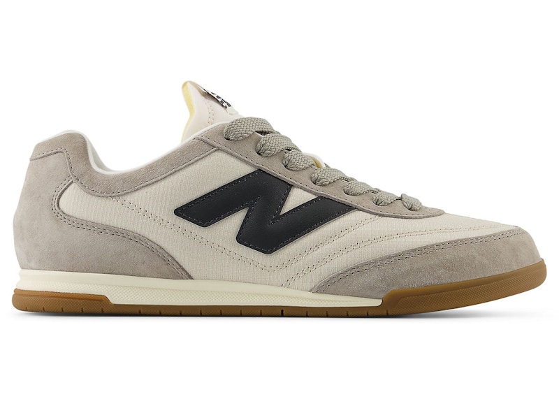 New Balance RC42 Sneaker in Arid Stone - URC42PMB