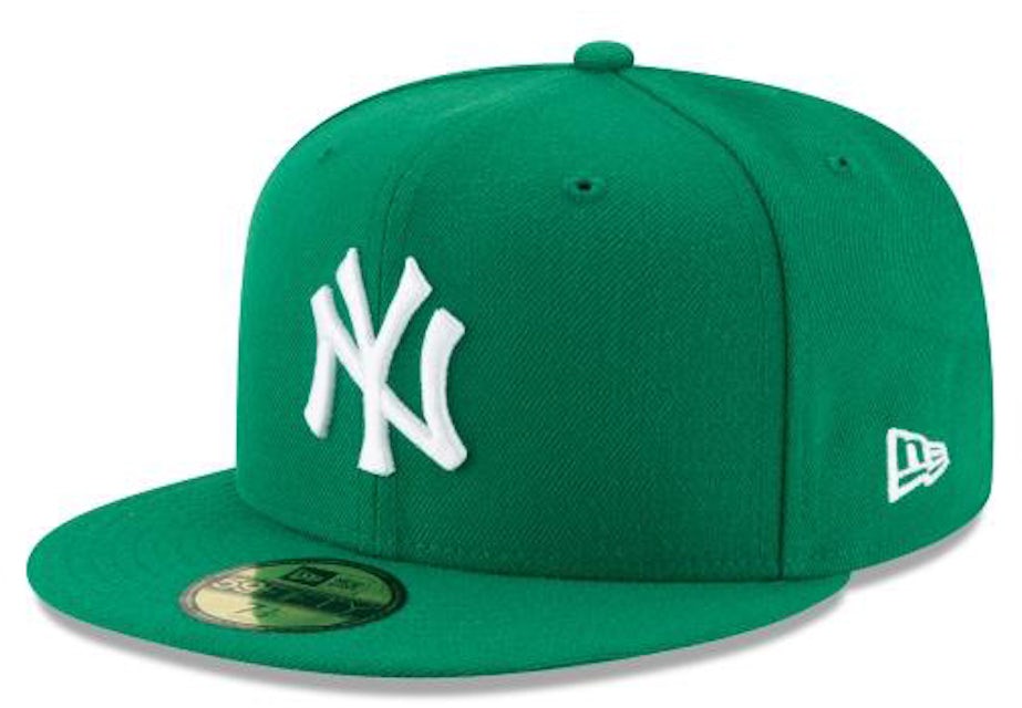MLB New Era New York Yankees Printed White Logo T-shirt (Green