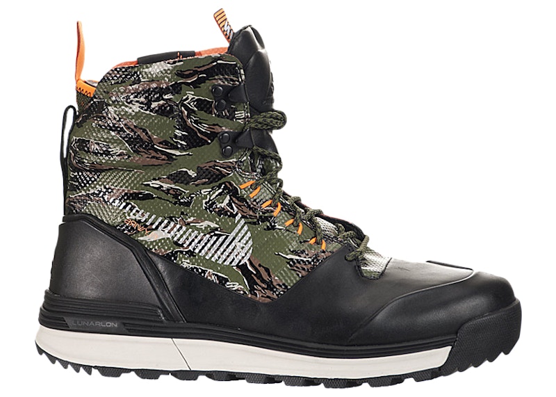 nike acg camo boots