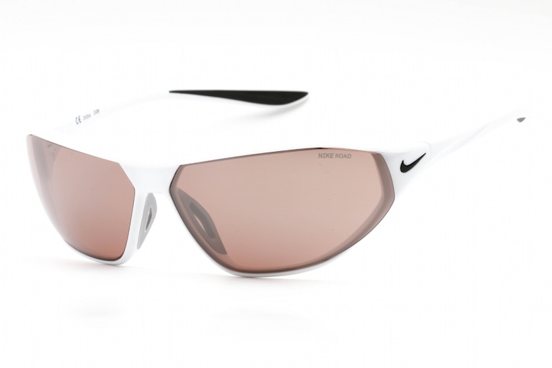Nike Lunettes de soleil Aero Swift Blanc Road Tint DQ0992 100 de la collection in Plastic FR