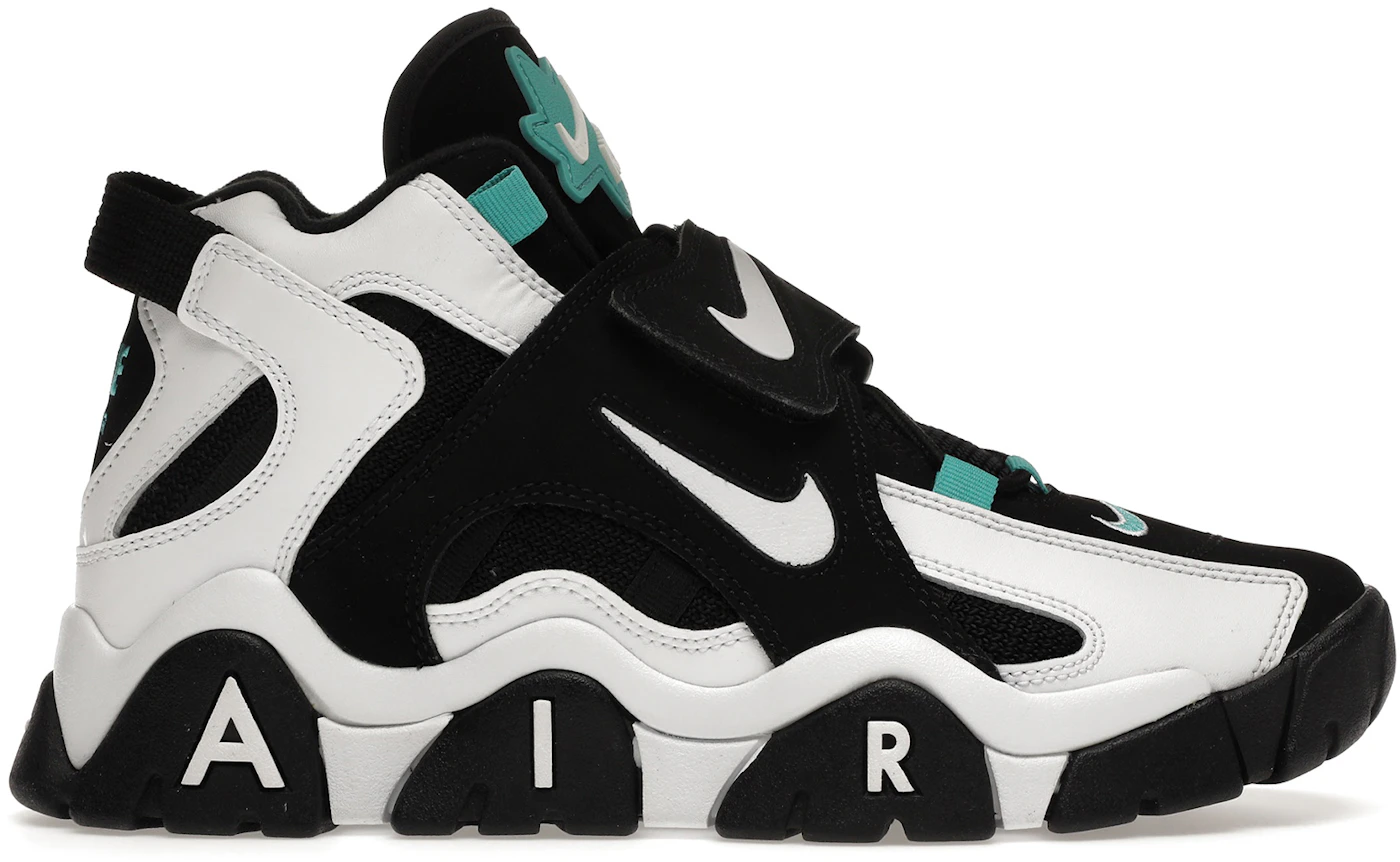 Have you ever seen those before? Nike Air Barrage Low from 1996