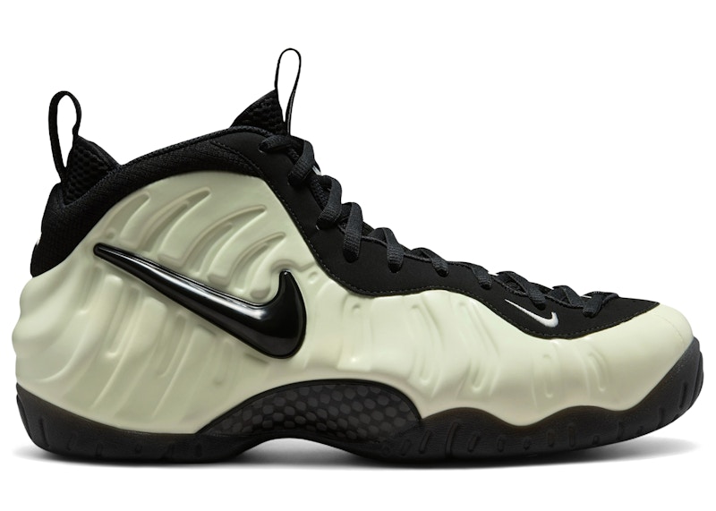 Nike Air Foamposite Pro Glow-In-The-Dark Zwart