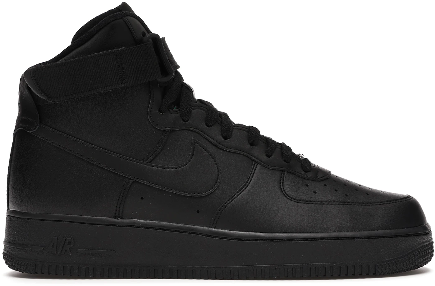 Black Air Force 1 Shoes. Nike IN