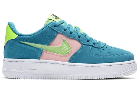 Oracle Aqua Coral Air Force Ones Nike Wmns Air Force 07 SE CJ1647