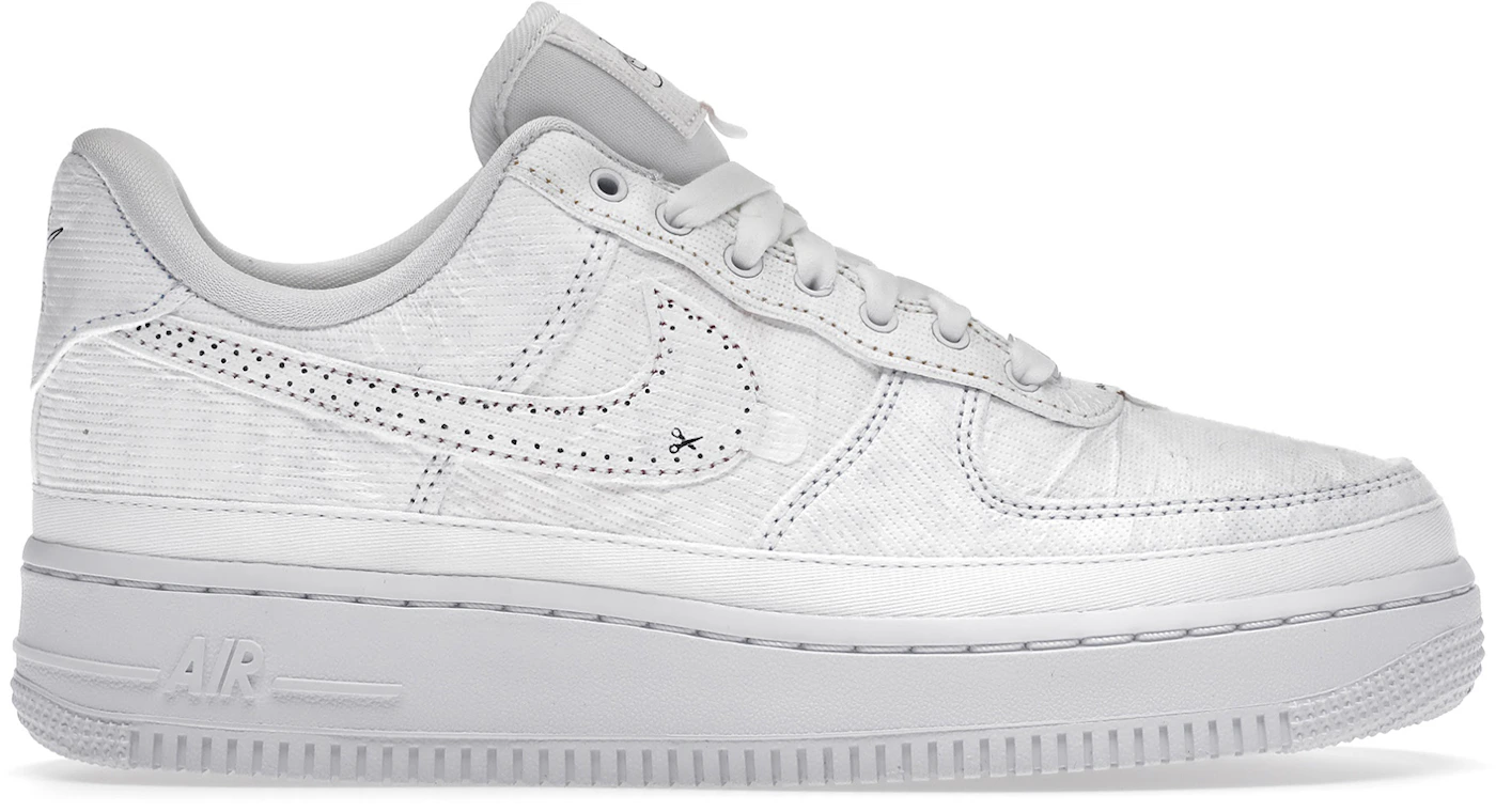 https://images.stockx.com/images/Nike-Air-Force-1-LX-Tear-Away-White-W-Product.jpg?fit=fill&bg=FFFFFF&w=700&h=500&fm=webp&auto=compress&q=90&dpr=2&trim=color&updated_at=1657865489