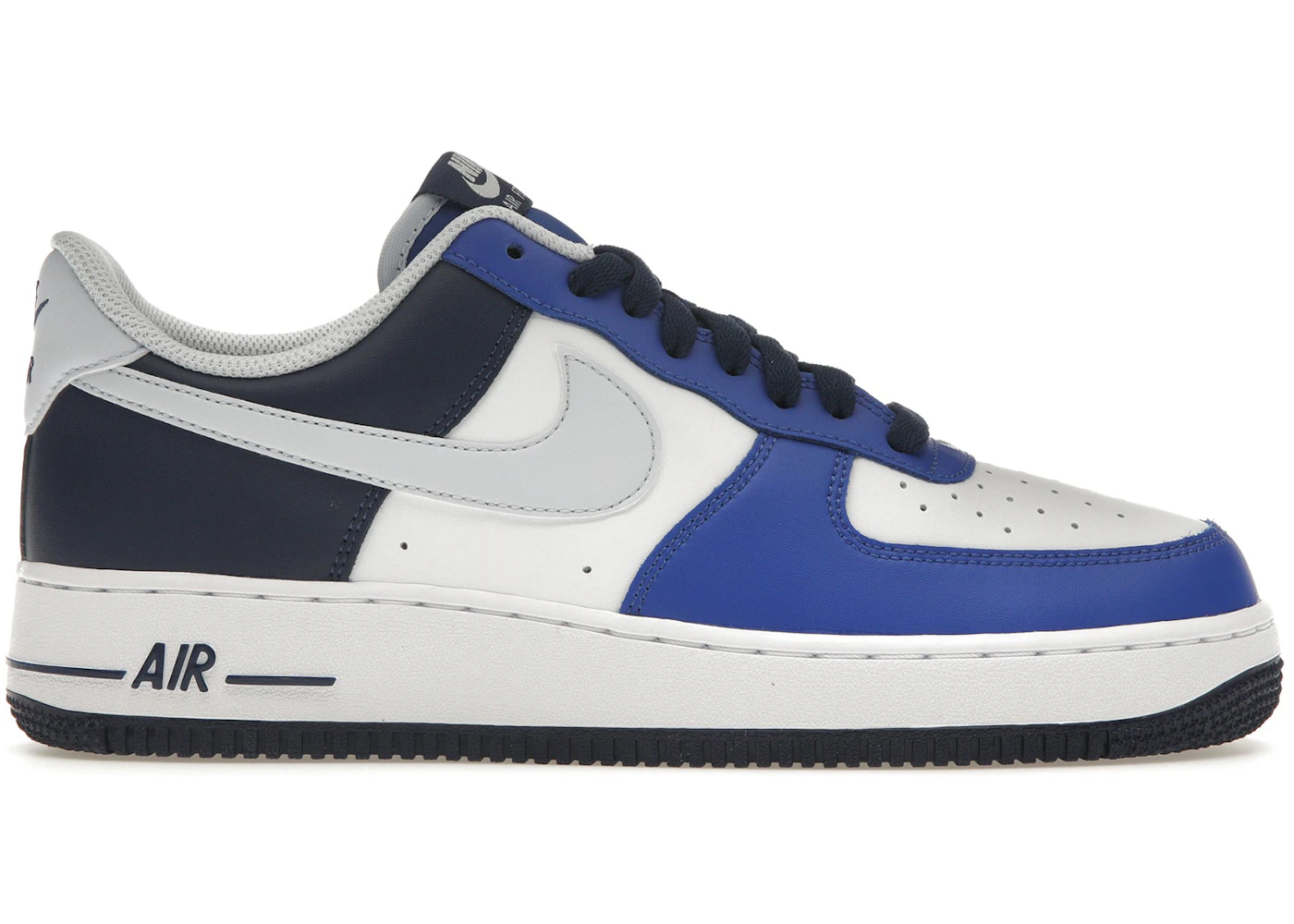 Nike Air Force Low '07 LV8 en azul real y azul marino Hombre