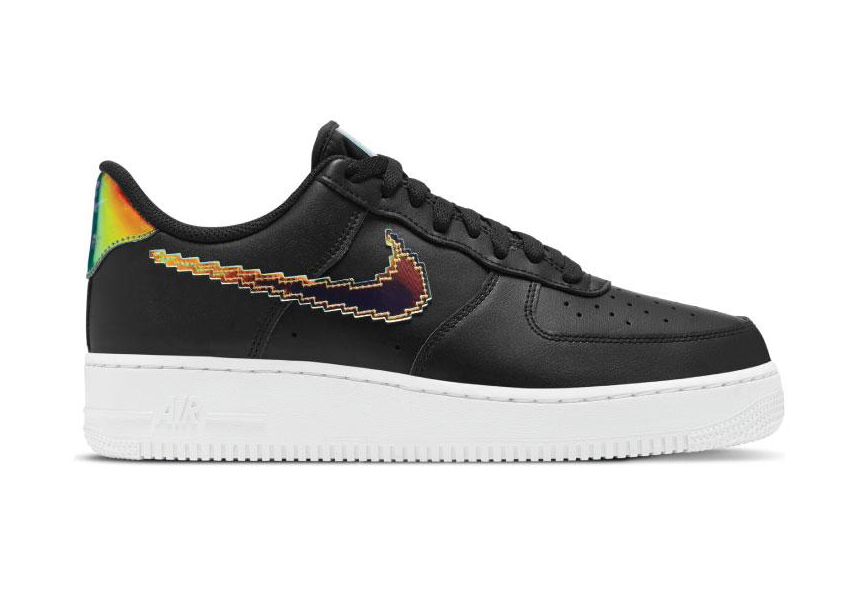 Nike Air Force 1 07 Lux Iridescent Sneakers in Black | Lyst