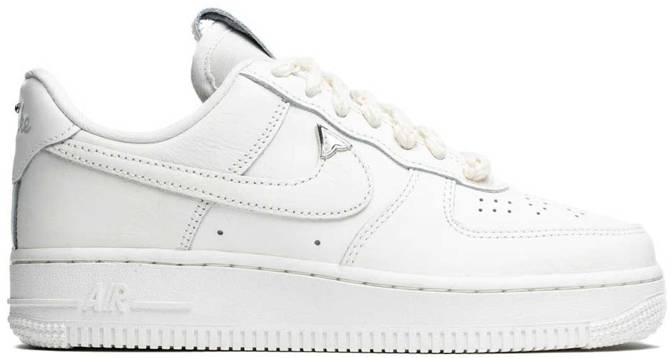 Nike Air Force 1 '07 LV8 Women's Shoes.