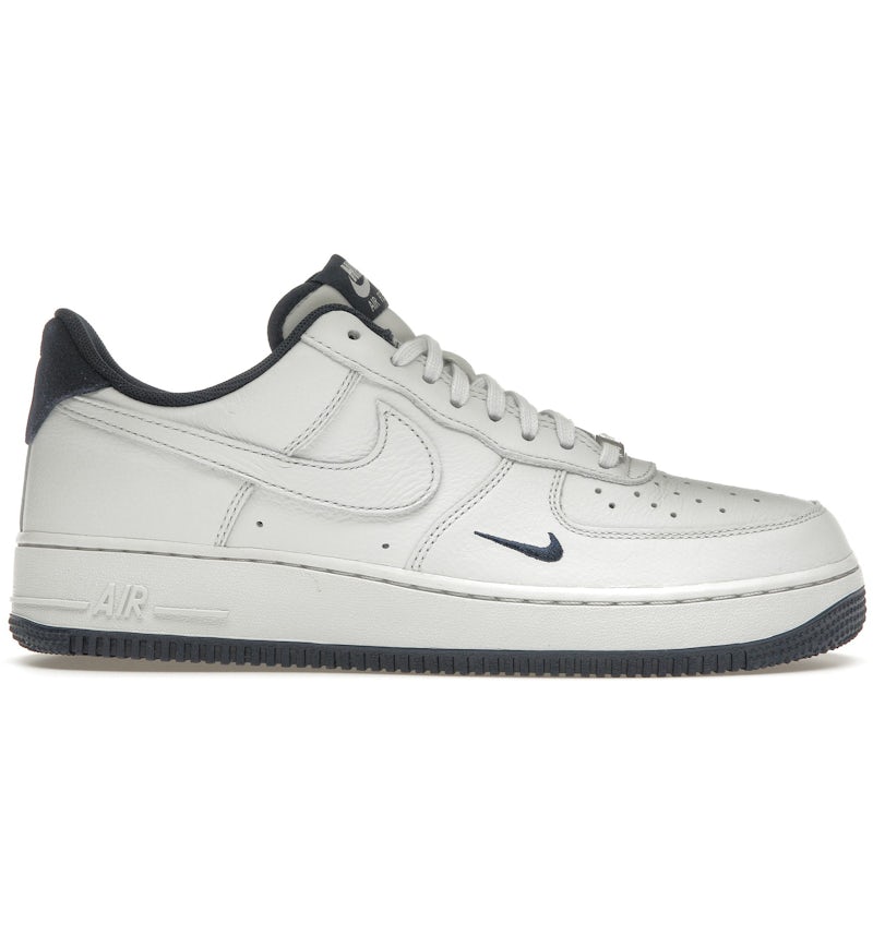 Low Air Force One Lv8 Utility White Nike Air Force Low '07 LV8