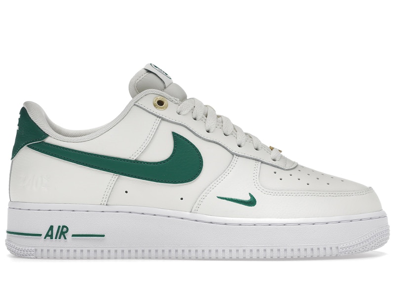 Nike air force shop 1 low emblem