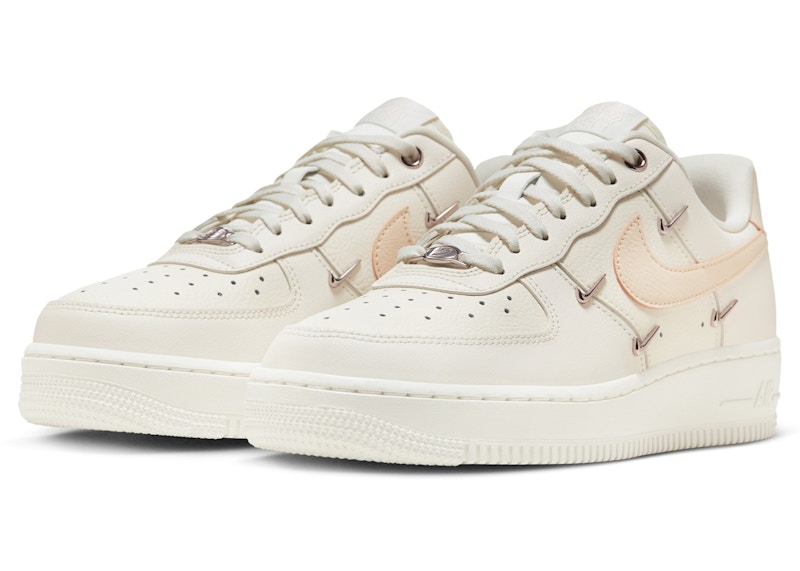 Air force 1 '07 lx guava ice sale