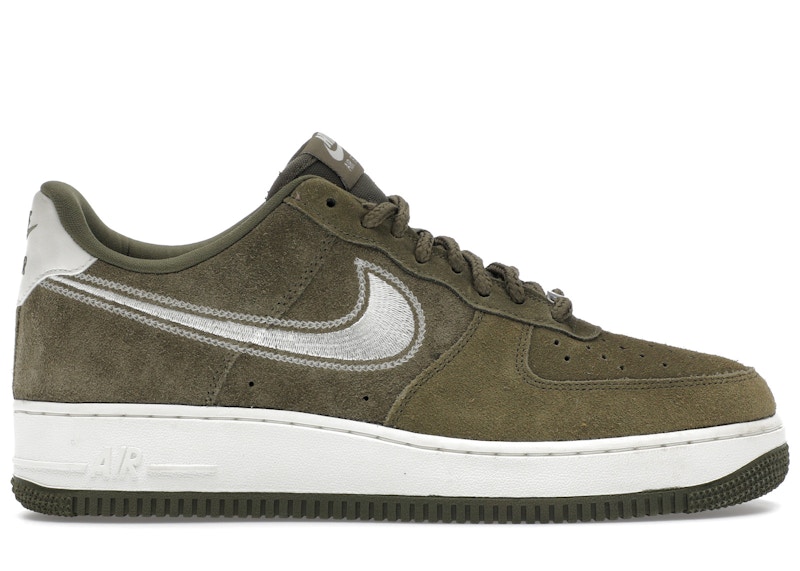 国内配送 NIKE AIR FORCE 1 '07 LV8 MEDIUM OLIVE/SAIL Nike Air Force 1 '07 LV8 (Medium Olive/Sail) – Centre