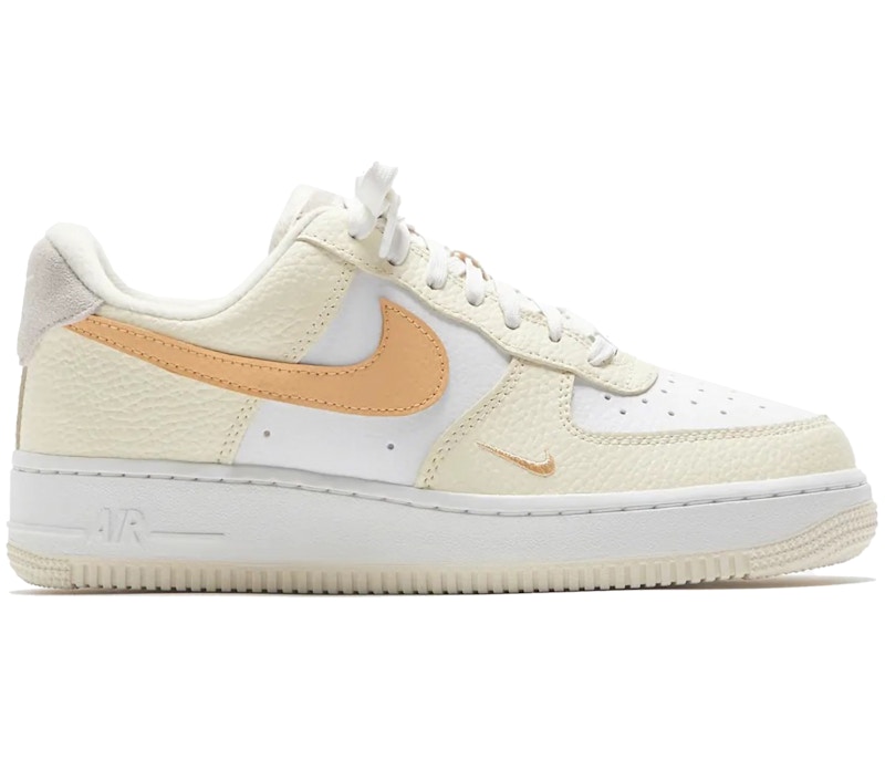 Nike Air Force 1 Low 07 SE Coconut Milk Women s