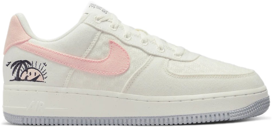 Nike Air Force 1 Low '07 Se Next Nature sun Club Trainers In