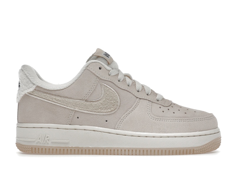 Nike Air Force 1 Low '07 SE Sanddrift Gum Fleece (Women's)