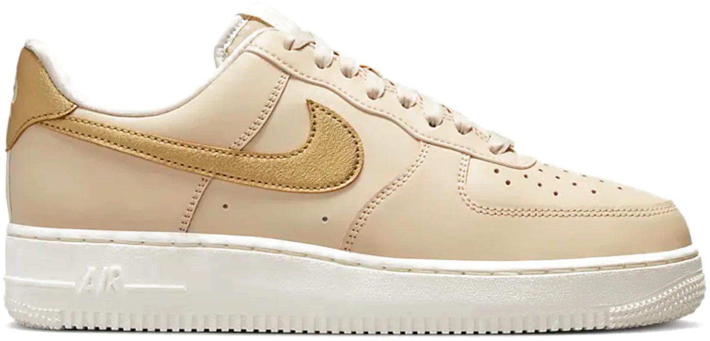 Nike Air Force 1 '07 LX Low Team Gold Sneakers - Farfetch