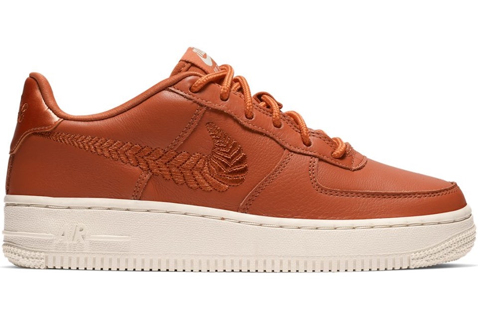 Nike air force sales 1 low peach