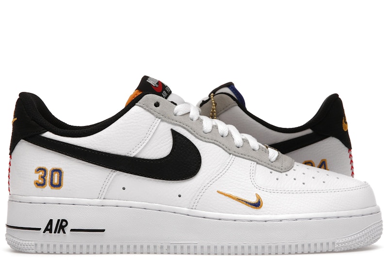 NIKE AIR FORCE1 ケングリフィーJr.スニダンにて購入品です