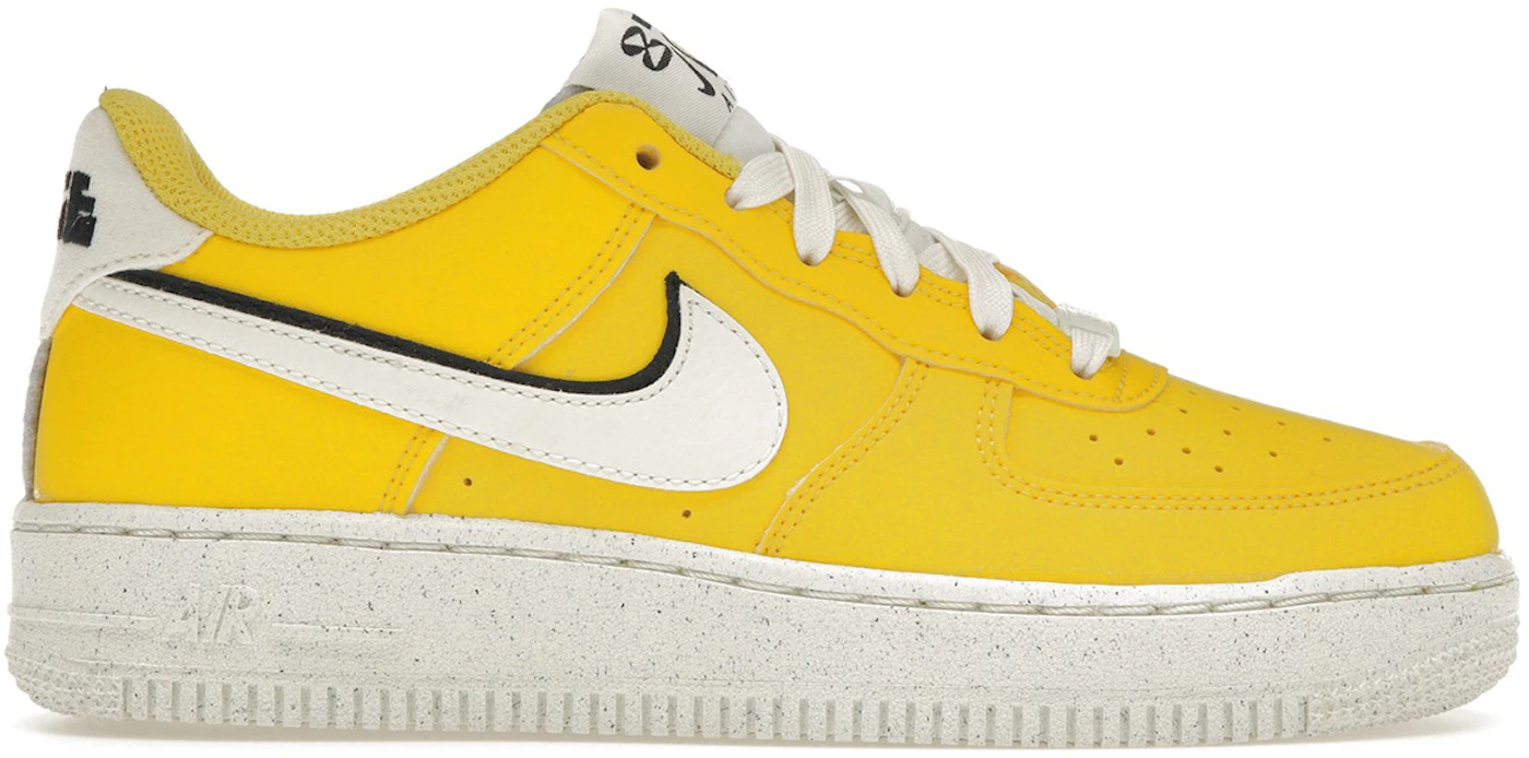DQ0300-001] Youth Nike Air Force 1 Low '07 LV8 'World