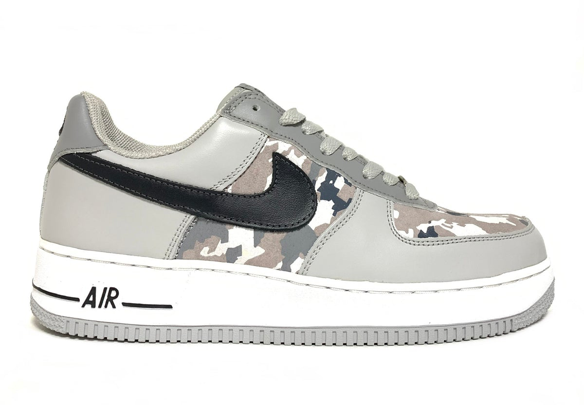 white and grey camo air force 1