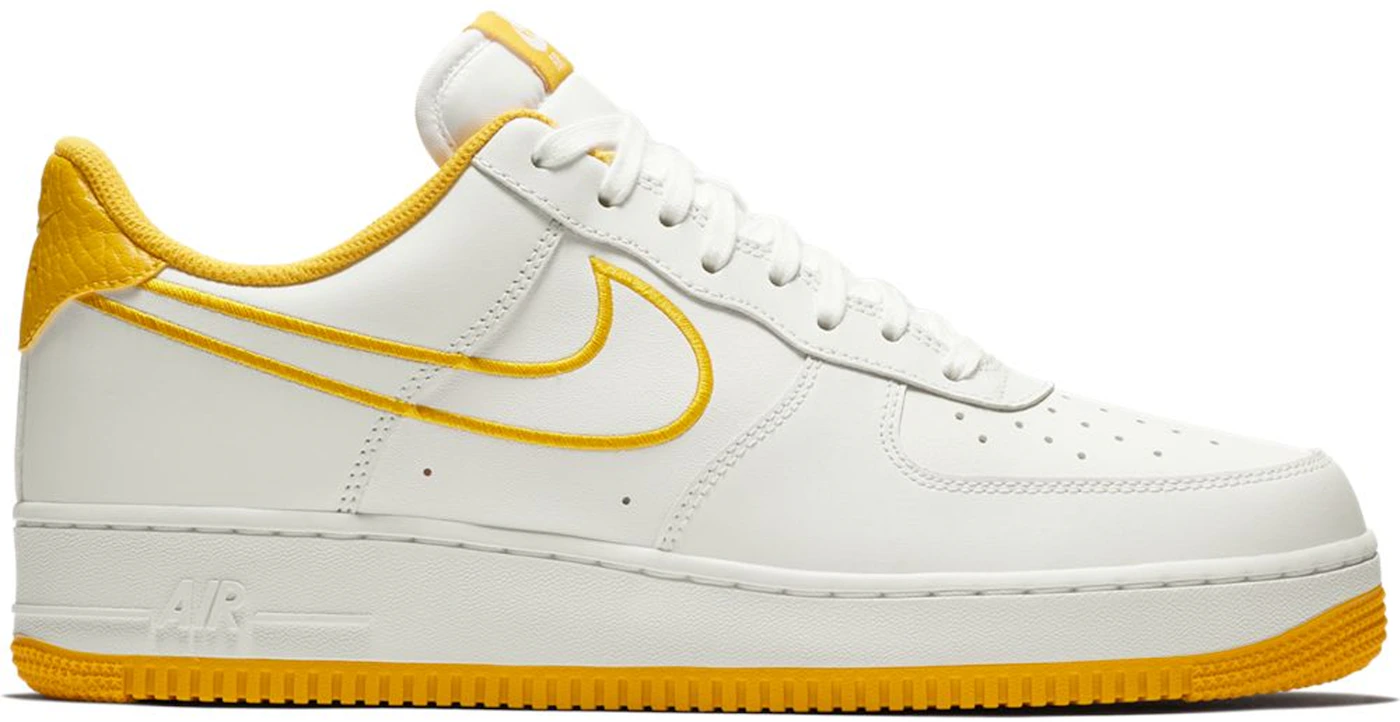 Nike Air Force 1 '07 - White / Yellow 10.5