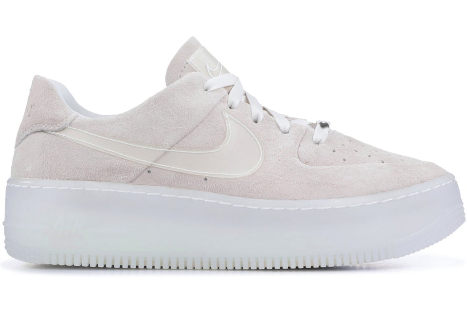 Nike air force 1 sage foot locker Clearance