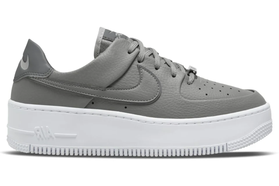 Nike air force 1 sage low 2 women's shoe Clearance