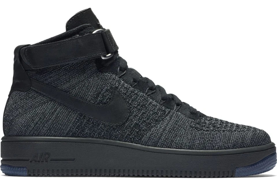 Nike flyknit top high cut