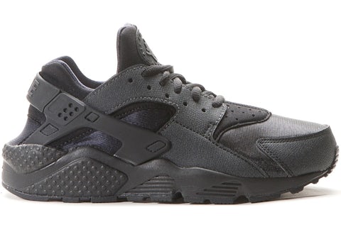 Nike triple black huarache on sale