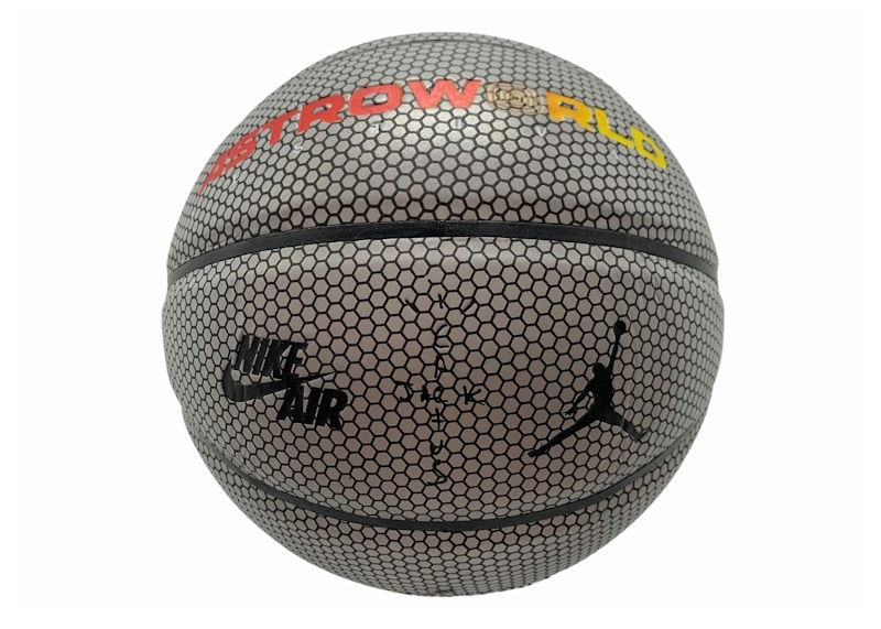 Ballon de basket fashion travis scott