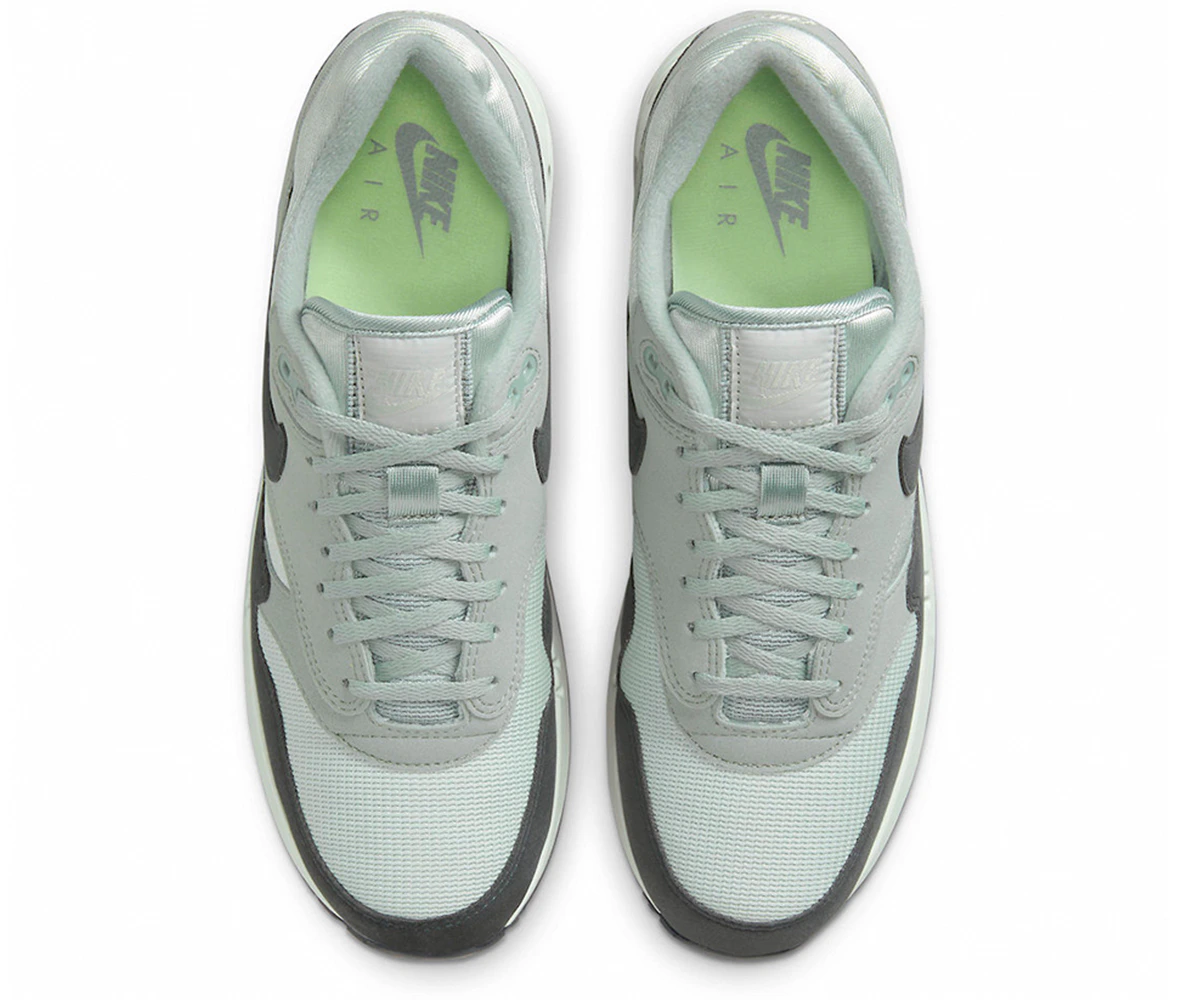 Nike Air Max 1 '86 Big Bubble Light Silver (Numbered Edition of 1986 ...