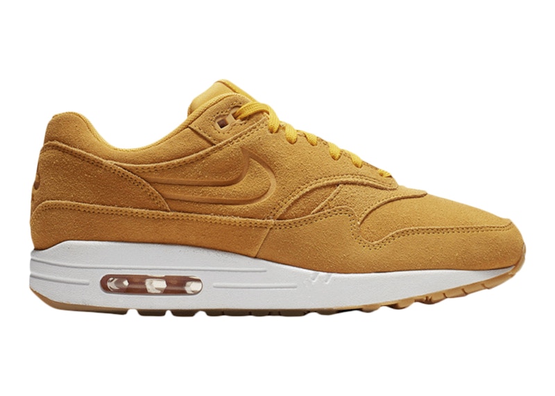 Nike air max on sale 1 university gold