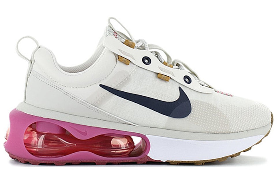 Womens Nike Air Max 2022