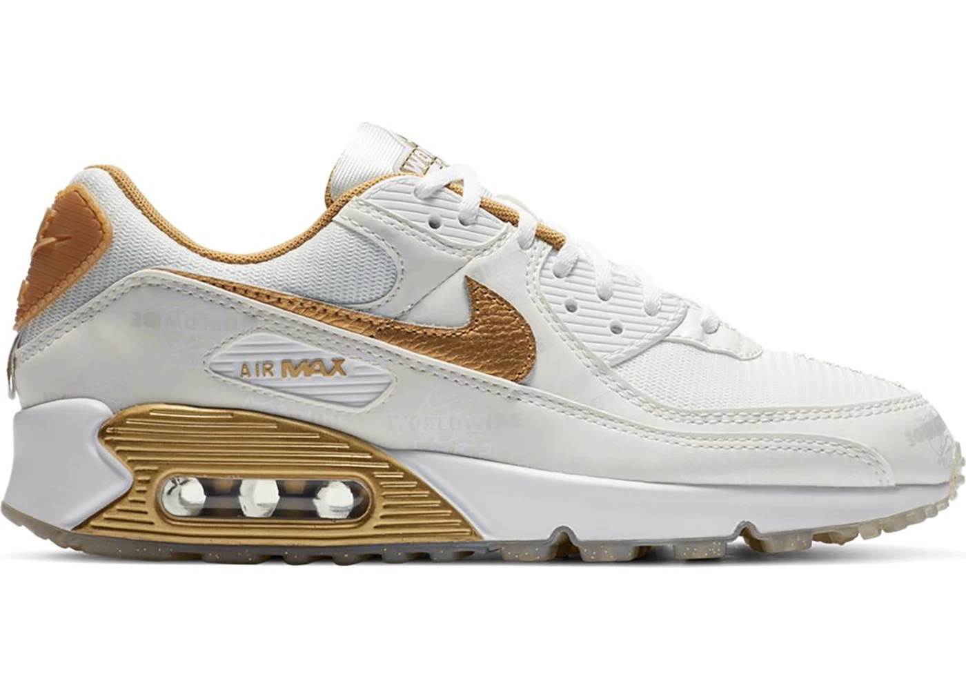 White and gold sales nike shoes womens