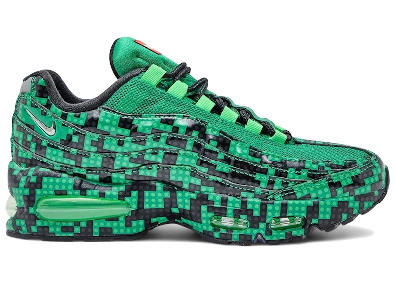 Nike Air Max 95 LEGO Pixel Camo Sneakers in Lucky Green/Metallic Silver/Black (IO4799-300)