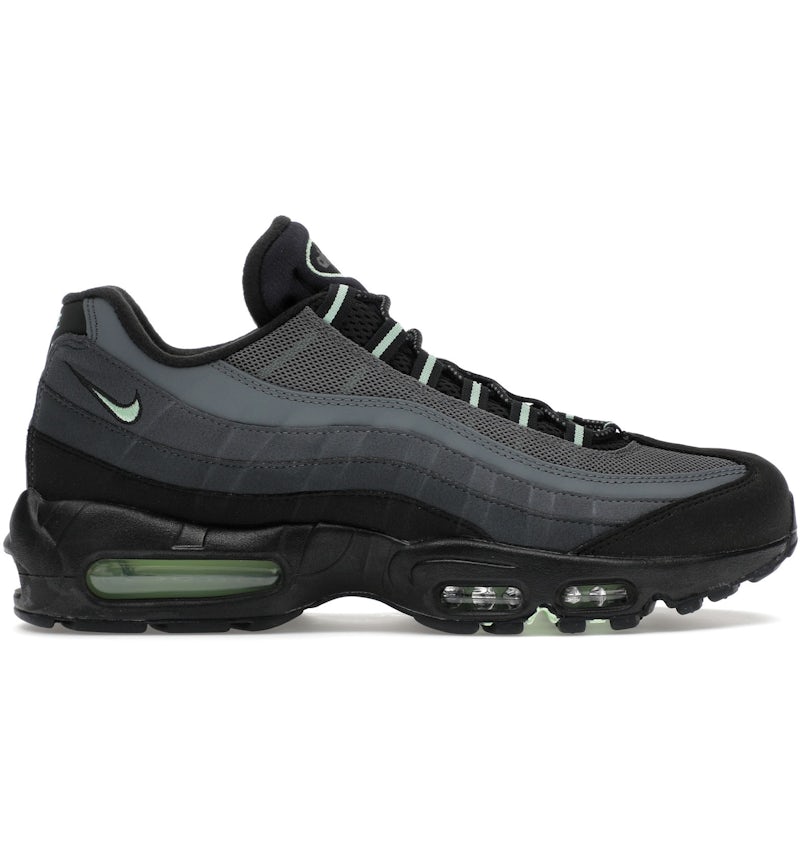Nike Air Max 95 Vapor Green Men's HM0622-001 US - Main Image