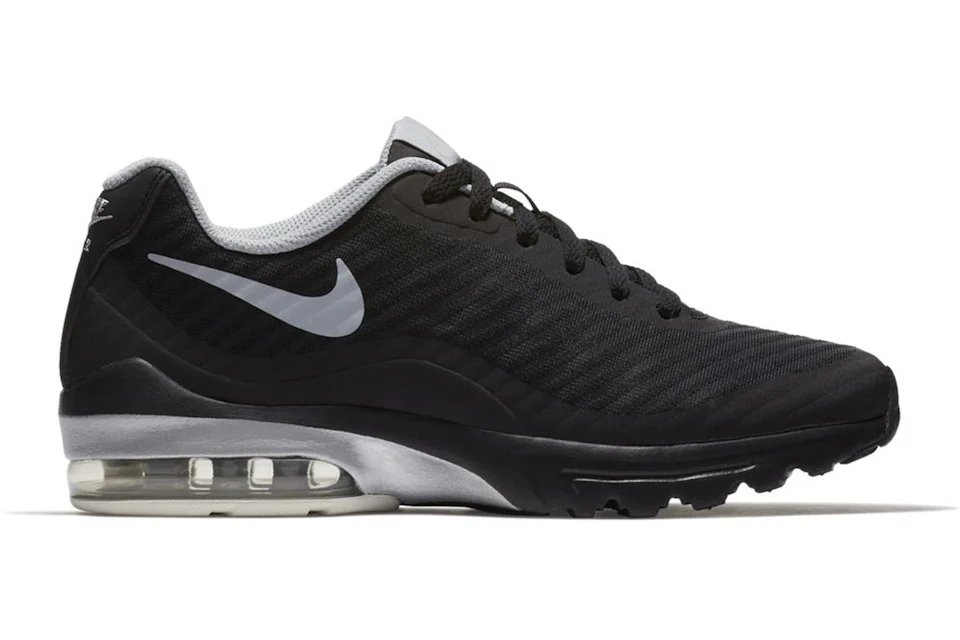 Nike air max invigor top sale