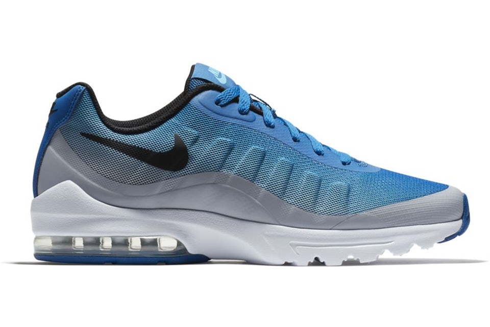 Nike air max invigor best sale sale